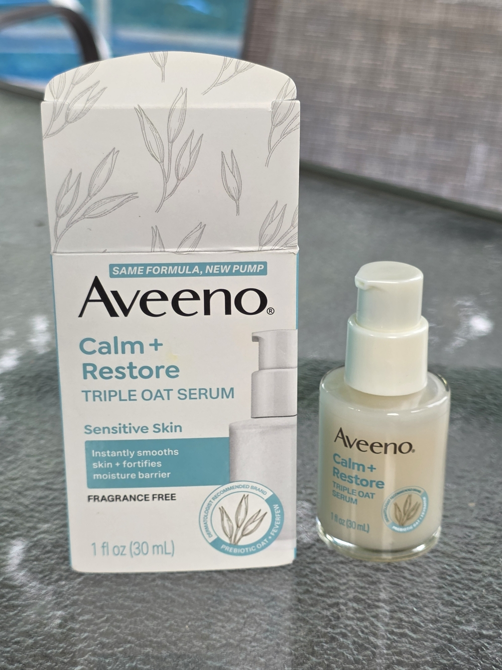 Aveeno Calm + Restore Triple Oat Serum